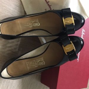 Salvatore Ferragamo Vara shoes